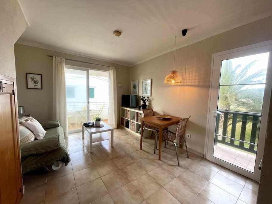 Macarella Apatamento Con Piscina Apartment Cala'N Blanes  Bagian luar foto