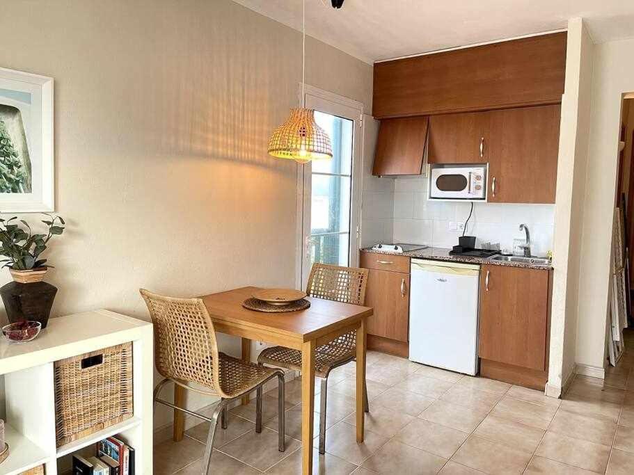 Macarella Apatamento Con Piscina Apartment Cala'N Blanes  Bagian luar foto